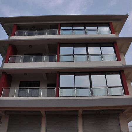 Hotel Dewa Goa Dabolim Exteriör bild